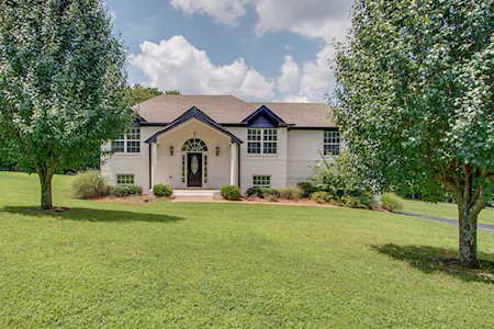 1600 Lydia Ct Spring Hill, TN 37174