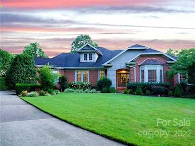7303 Timberneck Ct Charlotte, NC 28277
