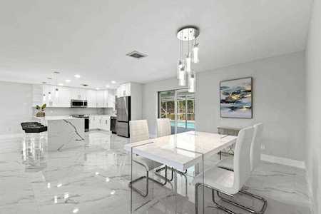 74 W Plumosa Lane Lake Worth, FL 33467
