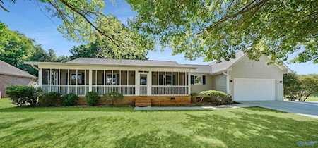 131 Forrest Lane Meridianville, AL 35759