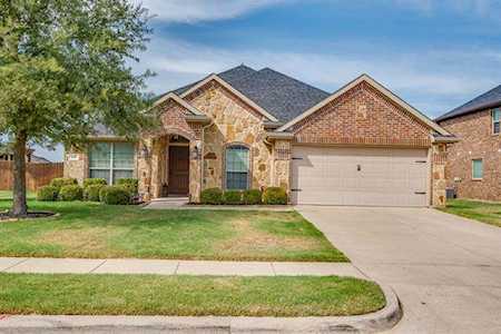 121 Sumac Drive Waxahachie, TX 75165