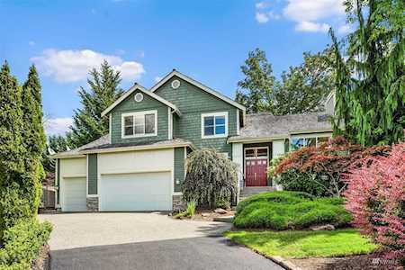 25122 NE 47th Ct Redmond, WA 98053