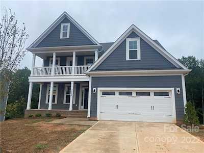3038 Birch Creek Dr Gastonia, NC 28054