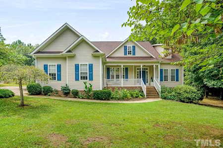25 China Berry Lane Youngsville, NC 27596