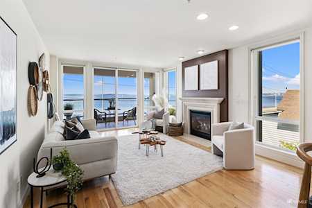 1338 Alki Ave SW #201 Seattle, WA 98116