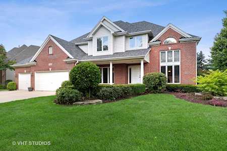 352 Avena Circle Naperville, IL 60565