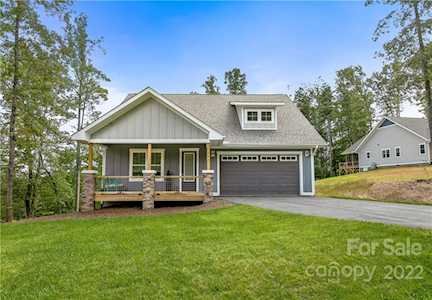 306 Cider Hill Ln Hendersonville, NC 28792