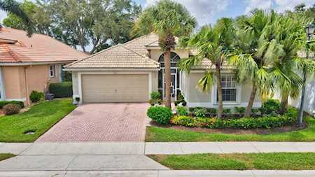 7751 Edinburough Lane Delray Beach, FL 33446