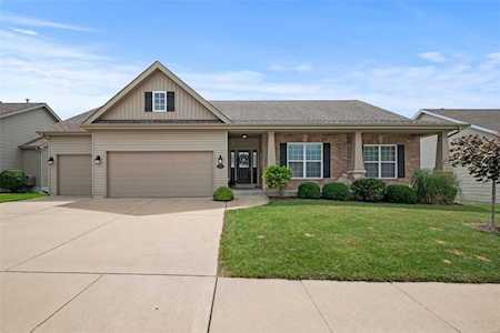 306 Pointe Loma Blvd Lake St Louis, MO 63367
