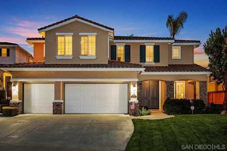 3480 Camino Corte Carlsbad, CA 92009