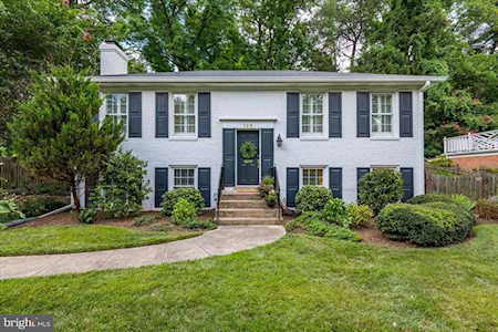 129 Fort Williams Parkway Alexandria, VA 22304
