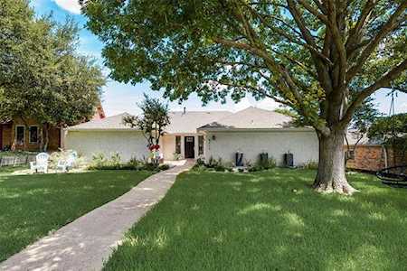8426 Flower Meadow Drive Dallas, TX 75243