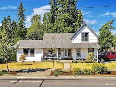 311 E. Stanley St Granite Falls, WA 98252