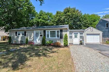 4 Florence St Bellingham, MA 02019