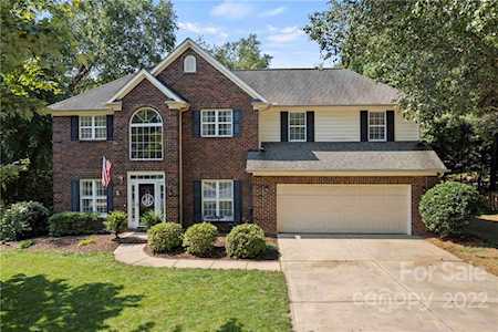9046 Salford Ct Huntersville, NC 28078