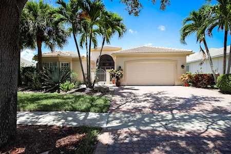 7915 Sunburst Terrace Lake Worth Beach, FL 33467