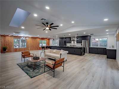 3075 Pioneer Way Las Vegas, NV 89117