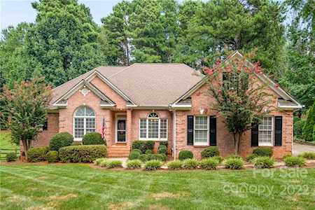 134 Shipyard Pointe Rd Mooresville, NC 28117