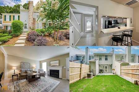 6644 Wellington Square #THREE Norcross, GA 30093