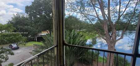 3360 Spanish Moss Ter #305 Lauderhill, FL 33319