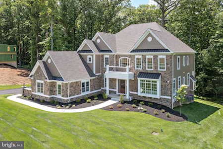 302 Begonia Circle Newtown Square, PA 19073