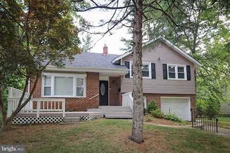125 Belle Arbor Dr Cherry Hill, NJ 08034