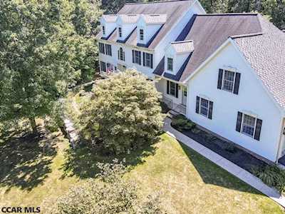 213 Montauk Circle Port Matilda, PA 16870