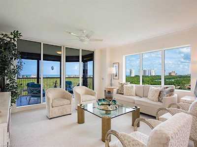 7425 Pelican Bay Blvd #706 Naples, FL 34108