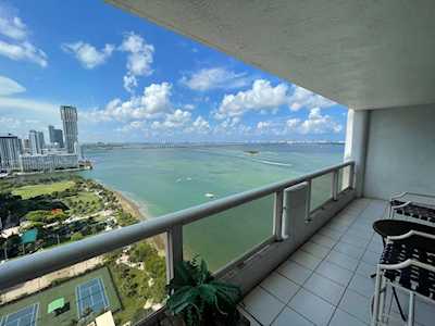 1717 N Bayshore Dr #A-3035 Miami, FL 33132