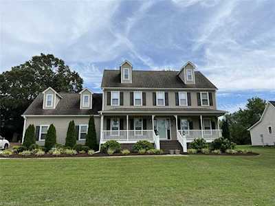 1054 W Old Glencoe Road Burlington, NC 27217
