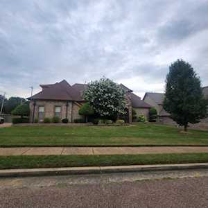 5207 Stone Shadows Dr Unincorporated, TN 38125