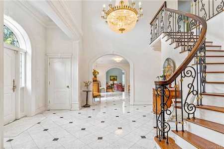 6 Love Lane Harrison, NY 10528
