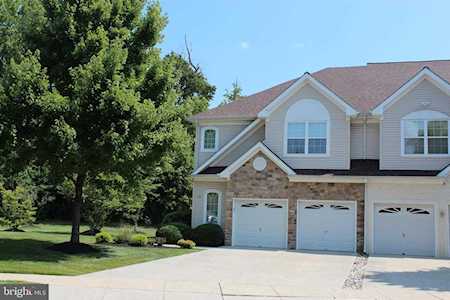35 Wimbledon Way Marlton, NJ 08053