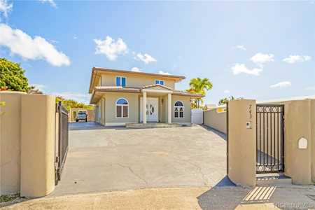 743 Ahukini Street Honolulu, HI 96825