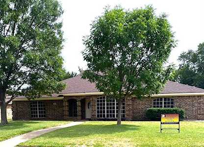 8416 Stephanie Drive North Richland Hills, TX 76182