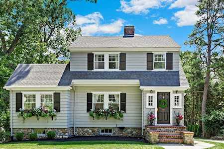 6 Morrison Ave Wakefield, MA 01880