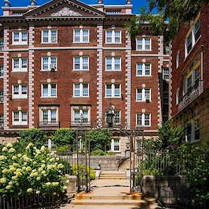 5 Arlington St #1 Cambridge, MA 02140