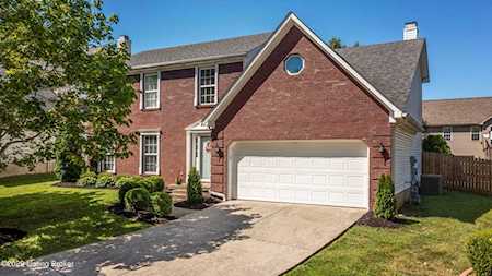 5212 Charlbury Ct Louisville, KY 40241