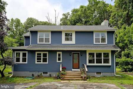 249 Cedar Ln Bordentown, NJ 08505