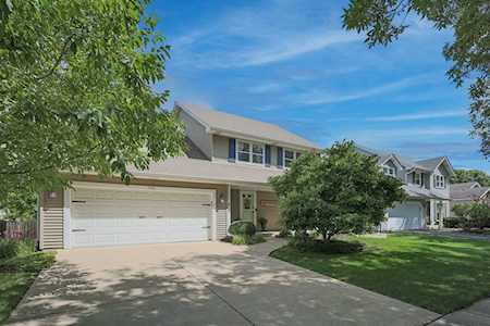 533 Seville Ave Naperville, IL 60565