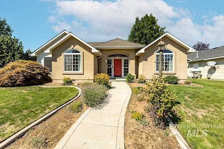 5677 N Parchment Place Boise, ID 83713