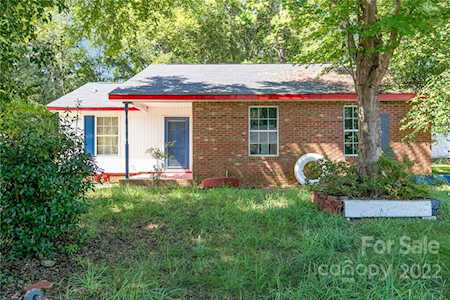 710 Selma Burke Ln Matthews, NC 28105