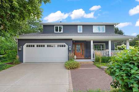 900 Savannah Circle Naperville, IL 60540