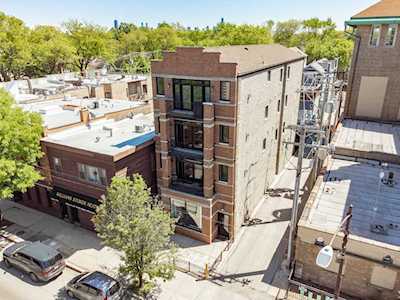 1831 W Belmont Ave #2 Chicago, IL 60657