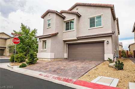5566 Chiflo Song Dr Las Vegas, NV 89113
