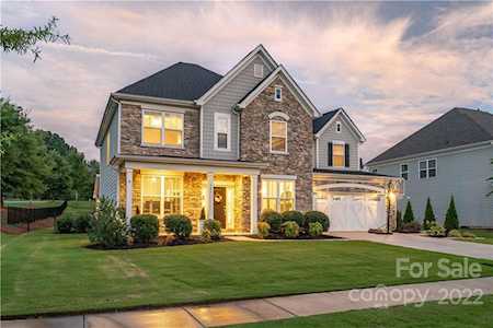 105 Heron Cove Loop Mooresville, NC 28117