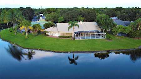 6611 Woodloch Court Jupiter, FL 33458