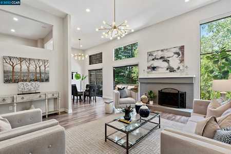 517 Monarch Ridge Dr Walnut Creek, CA 94597