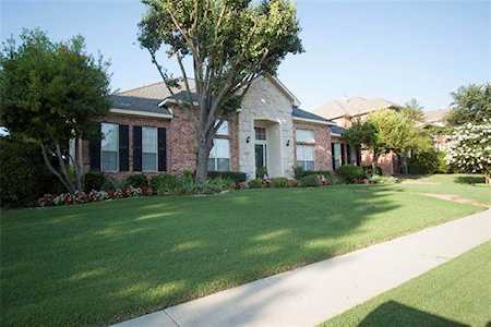2928 Oak Tree Drive Plano, TX 75025