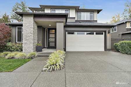 24276 SE 275th Ct Maple Valley, WA 98038